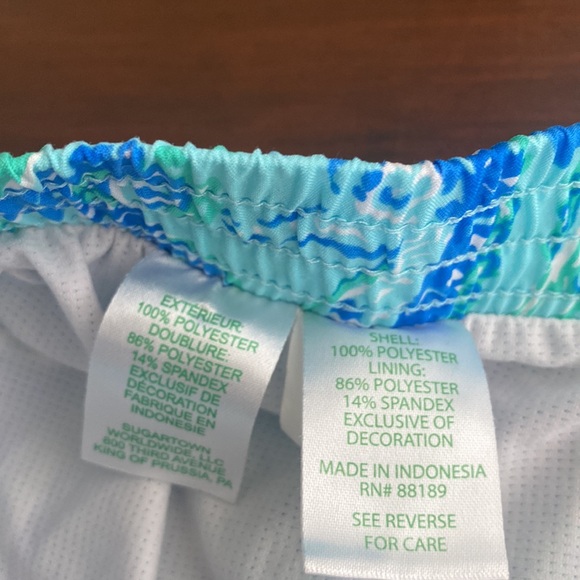 Lilly Pulitzer luxletic mermaid shorts - Picture 6 of 10